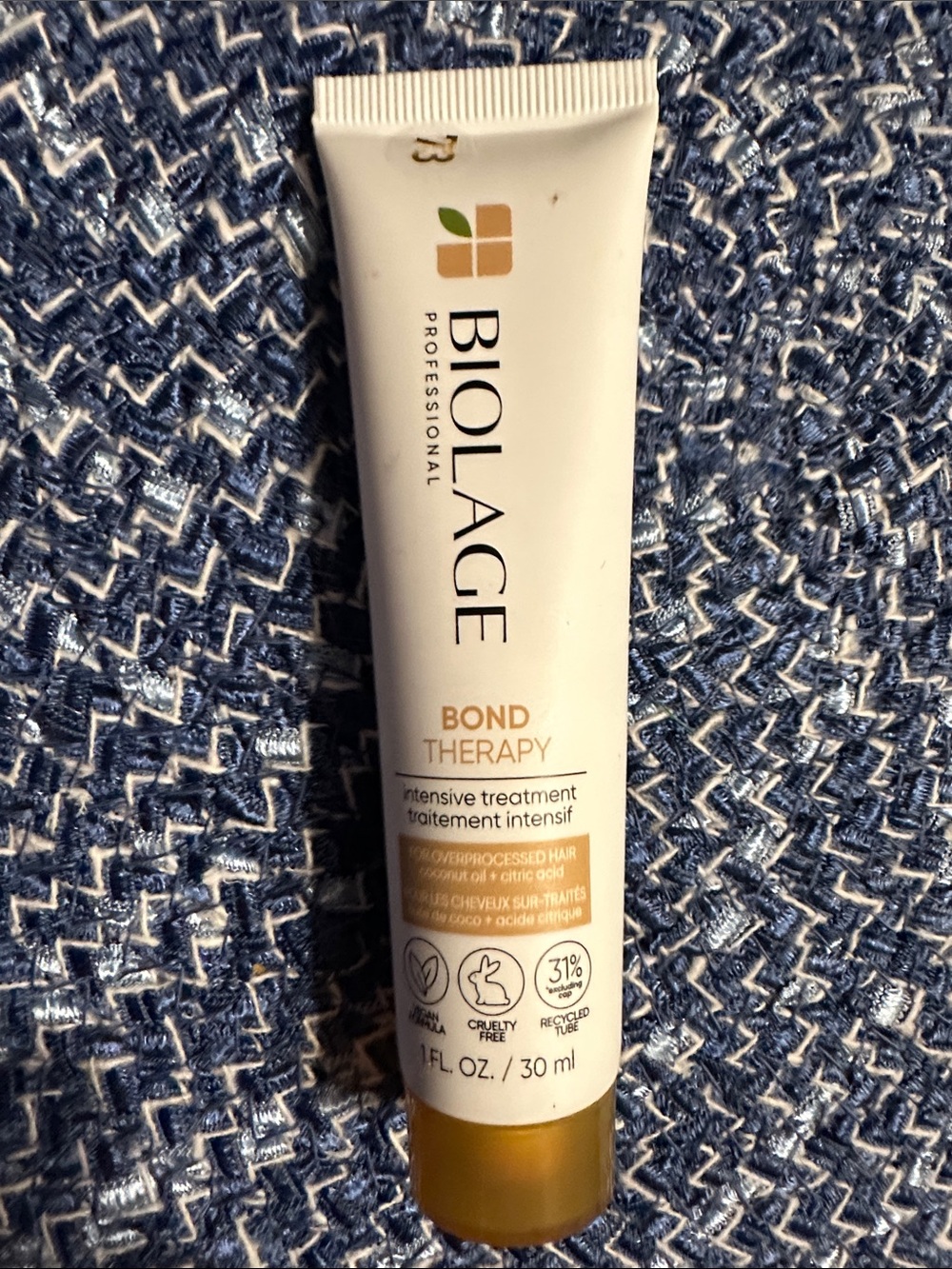 Biolage Bond Therapy Intensive Treatment Tube - White & Gold